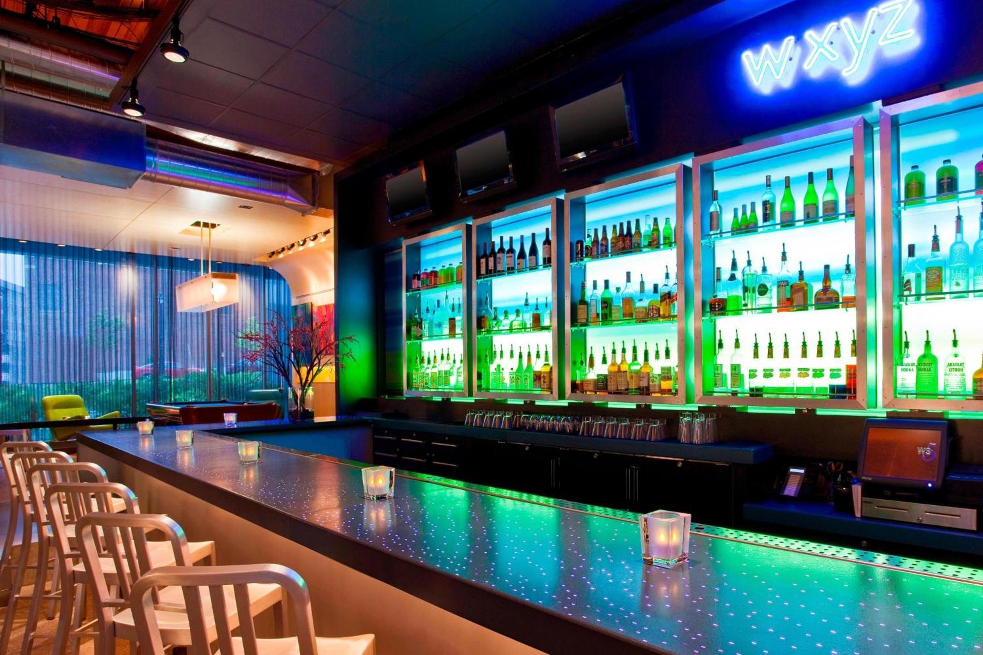 Aloft Hotel Milwaukee Downtown Экстерьер фото