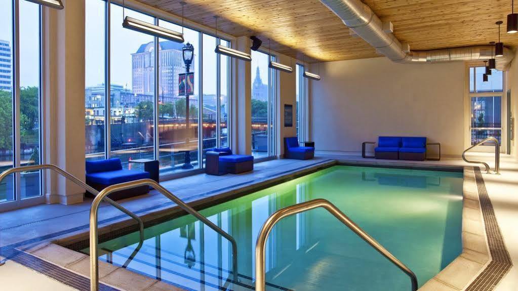 Aloft Hotel Milwaukee Downtown Экстерьер фото