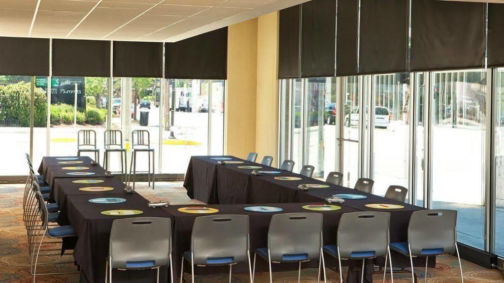 Aloft Hotel Milwaukee Downtown Экстерьер фото